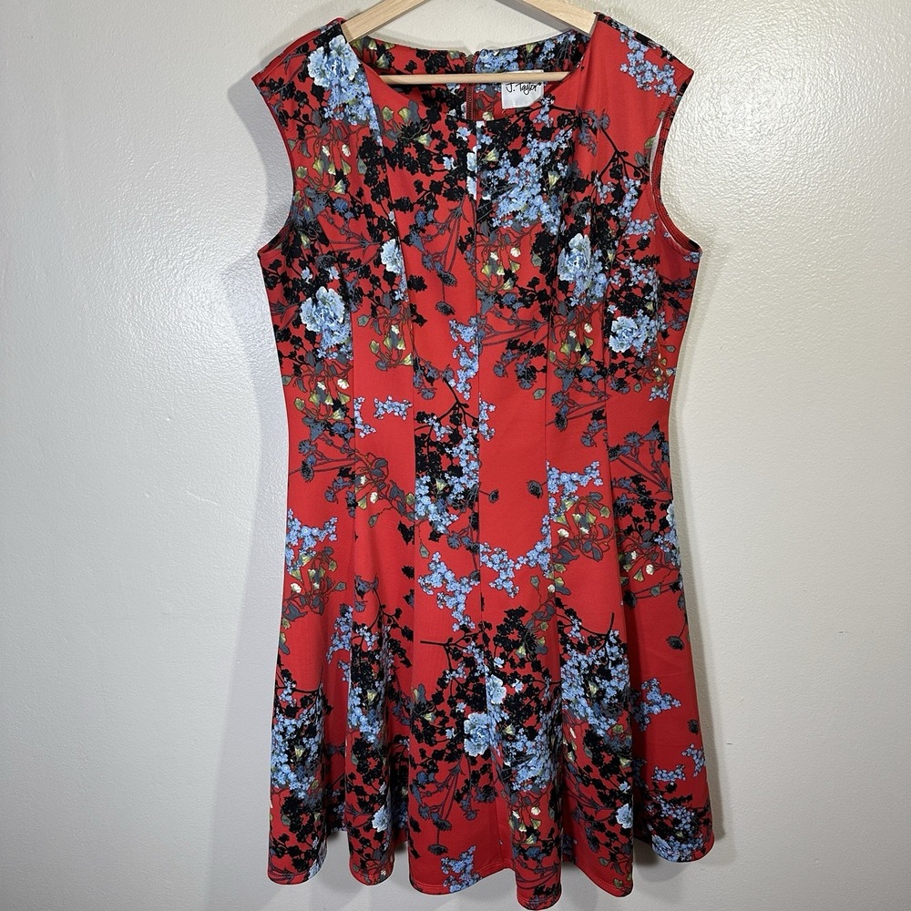 J Taylor Women's 16 Red Floral‎ Dress